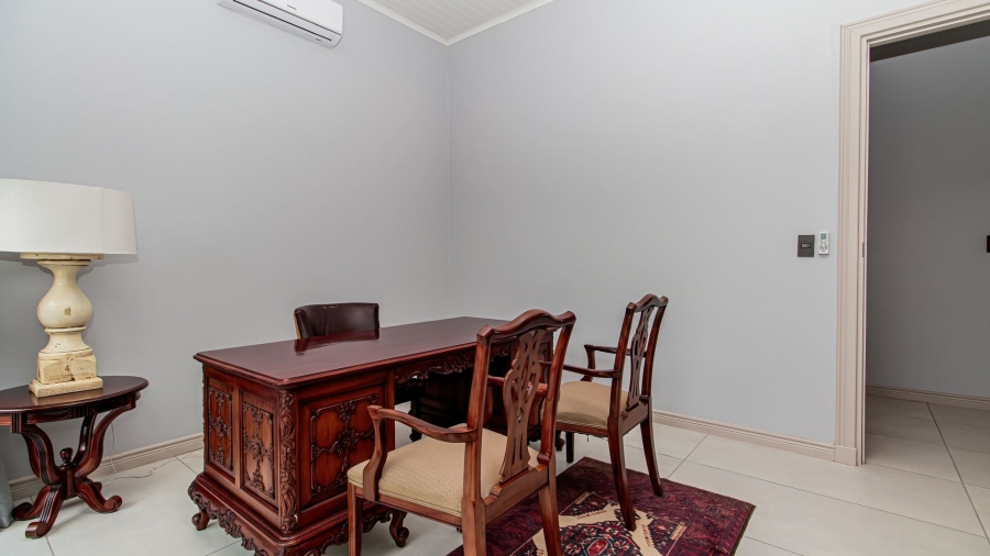 5 Bedroom Property for Sale in Pezula Private Estate Western Cape